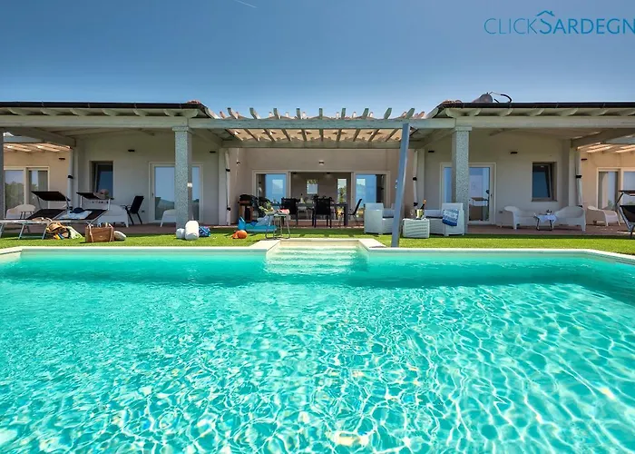 Villa Alghero Carrabufas Con Piscina Vista Mare Per 10 Persone