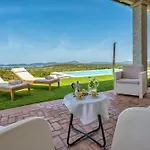 Alghero Carrabufas Con Piscina Vista Mare Per 10 Persone