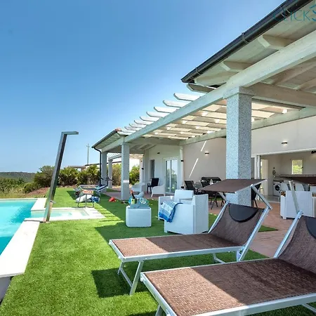 فيلة Alghero Carrabufas Con Piscina Vista Mare Per 10 Persone