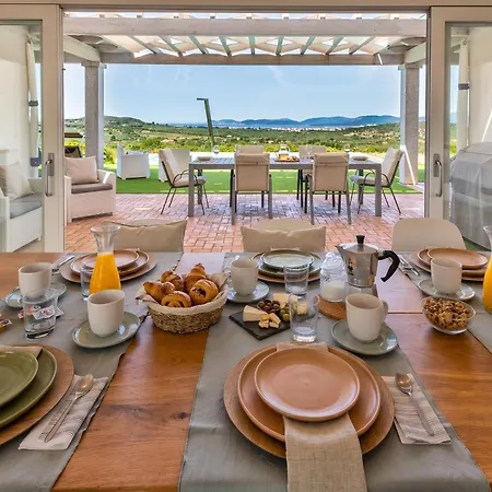Alghero Carrabufas Con Piscina Vista Mare Per 10 Persone *