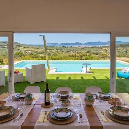 Willa Alghero Carrabufas Con Piscina Vista Mare Per 10 Persone