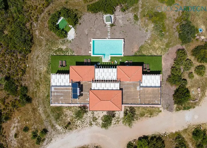 Villa Alghero Carrabufas Con Piscina Vista Mare Per 10 Persone