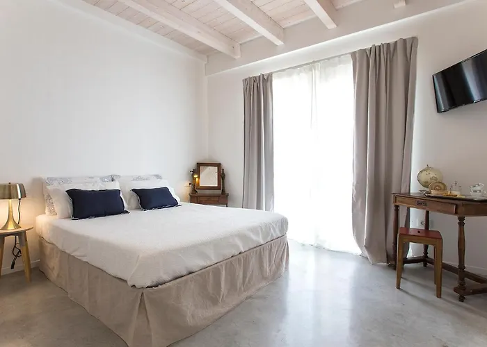Alghero Carrabufas Con Piscina Vista Mare Per 10 Persone