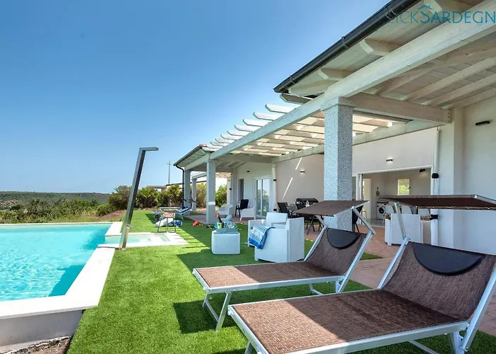 Villa Alghero Carrabufas Con Piscina Vista Mare Per 10 Persone